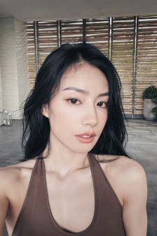 成人网站是多少